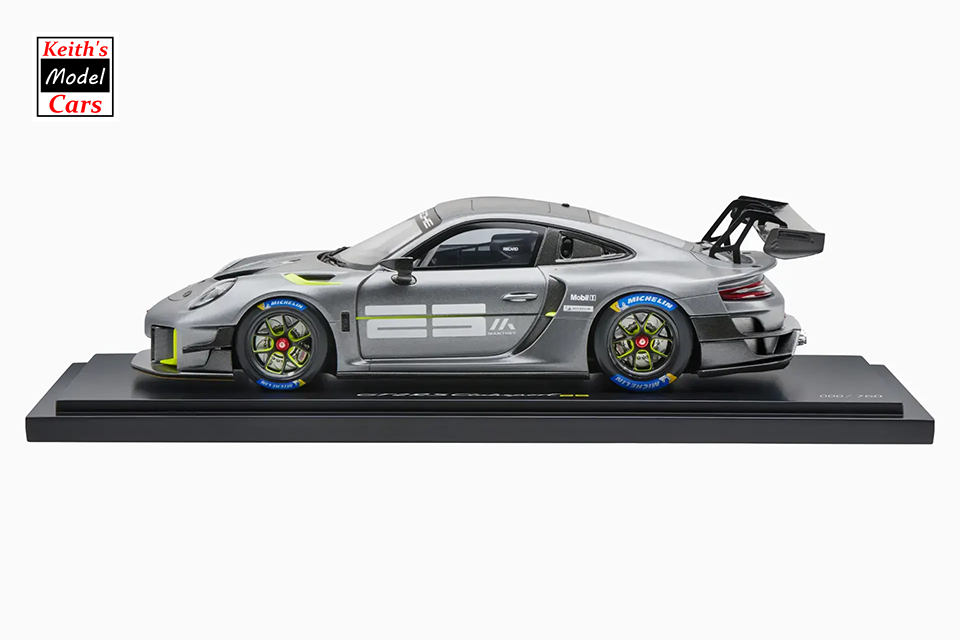 1:18 Scale Spark Models Porsche 911 GT2 RS Clubsport 25 (991.2)  (WAP0211510PGT2)