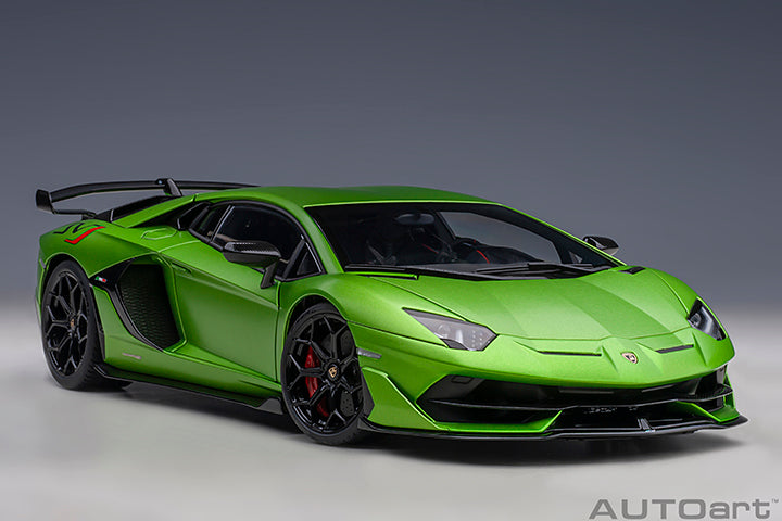 1:18 Scale AUTOart Models Lamborghini Aventador SVJ in Verde Alceo/Matte  Green