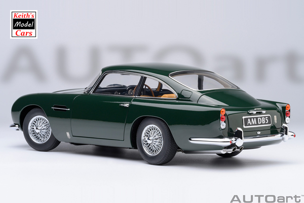 [1/18 Scale] Aston Matin DB5 in British Racing Green by AUTOart Models