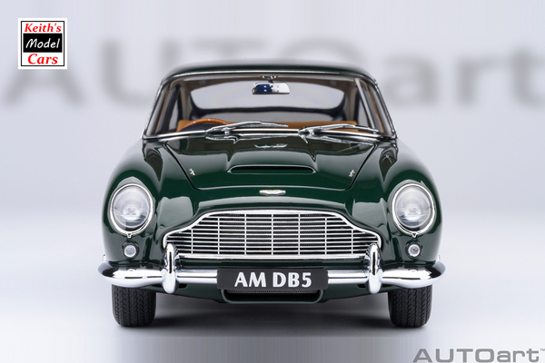 [1/18 Scale] Aston Matin DB5 in British Racing Green by AUTOart Models