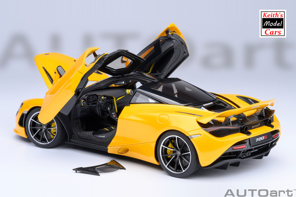 [1/18 Scale] McLaren 720S in Volcano Yellow by AUTOart Models