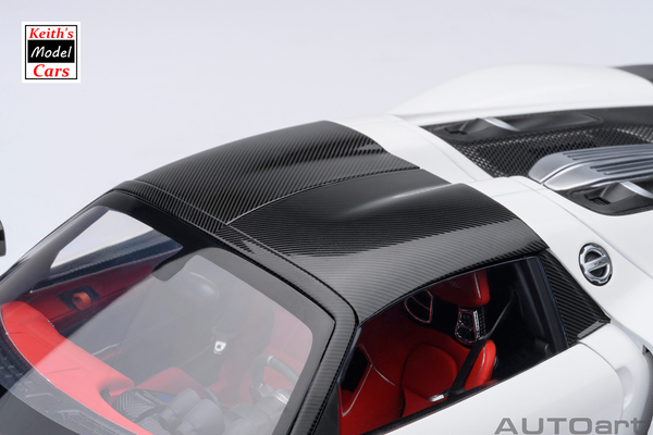 [1/18 Scale] Porsche 918 Spyder Weissach Package in White with Red Interior by AUTOart Models