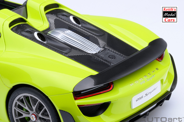 [1/18 Scale] Porsche 918 Spyder Weissach Package in Acid Green by AUTOart Models