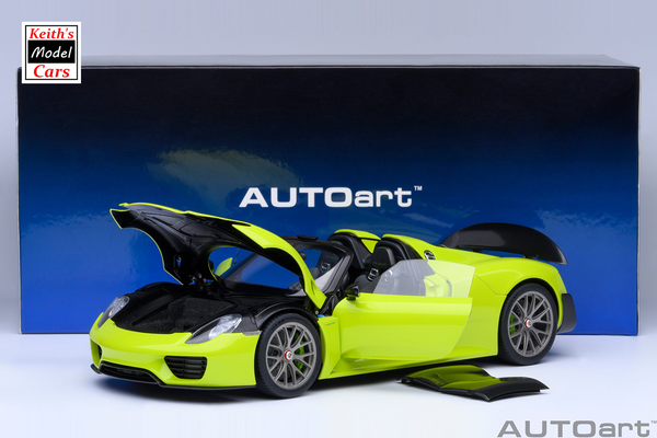 [1/18 Scale] Porsche 918 Spyder Weissach Package in Acid Green by AUTOart Models