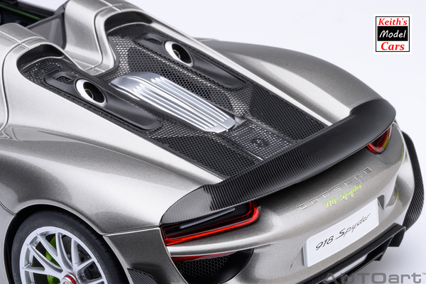 [1/18 Scale] Porsche 918 Spyder Weissach Package in Liquid Metal Silver by AUTOart Models