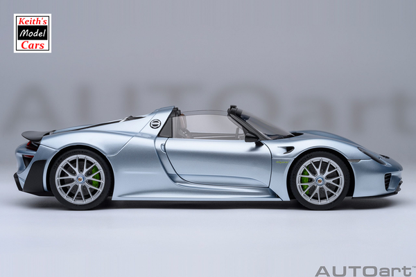 [1/18 Scale] Porsche 918 Spyder Weissach Package in Liquid Metal Blue Chrome by AUTOart Models