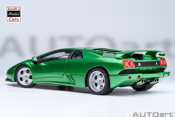 [1/18 Scale] Lamborghini Diablo SE 30th Anniversary in Verde Mic/Metallic Green by AUTOart Models