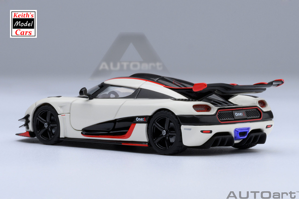 1/64 Koenigsegg White