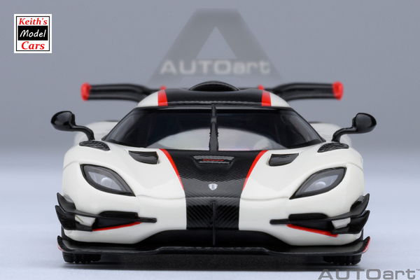 [1/64 Scale] Koenigsegg One:1 in Pebble White/Carbon by AUTOart Models