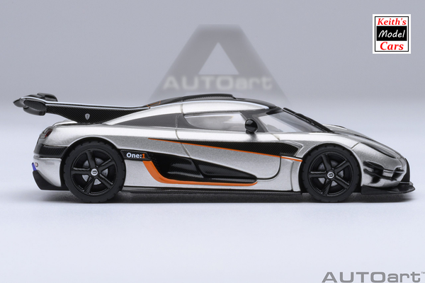 [1/64 Scale] Koenigsegg One:1 in Moon Grey/Carbon by AUTOart Models