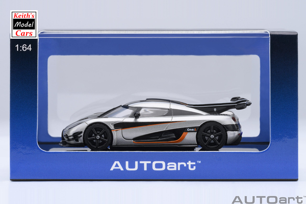 [1/64 Scale] Koenigsegg One:1 in Moon Grey/Carbon by AUTOart Models