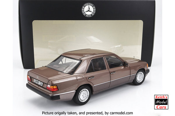 1/18 Scale Mercedes-Benz