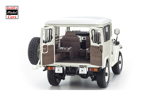 1/18 Scale Toyota Land Cruiser