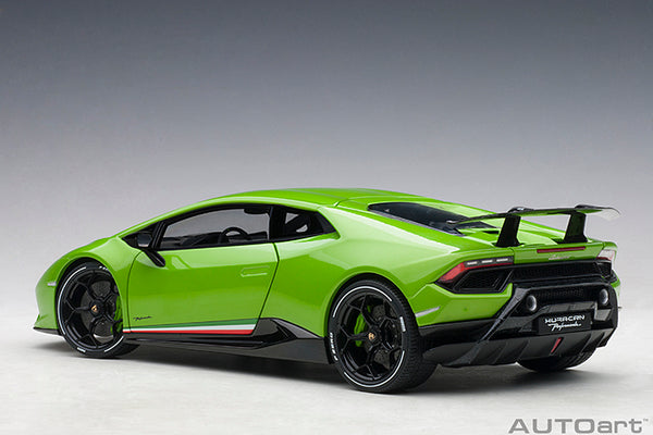 [1/18 Scale] Lamborghini Huracán Performante in Verde Mantis/Pearl Green by AUTOart Models