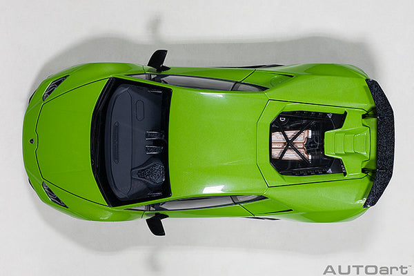 [1/18 Scale] Lamborghini Huracán Performante in Verde Mantis/Pearl Green by AUTOart Models